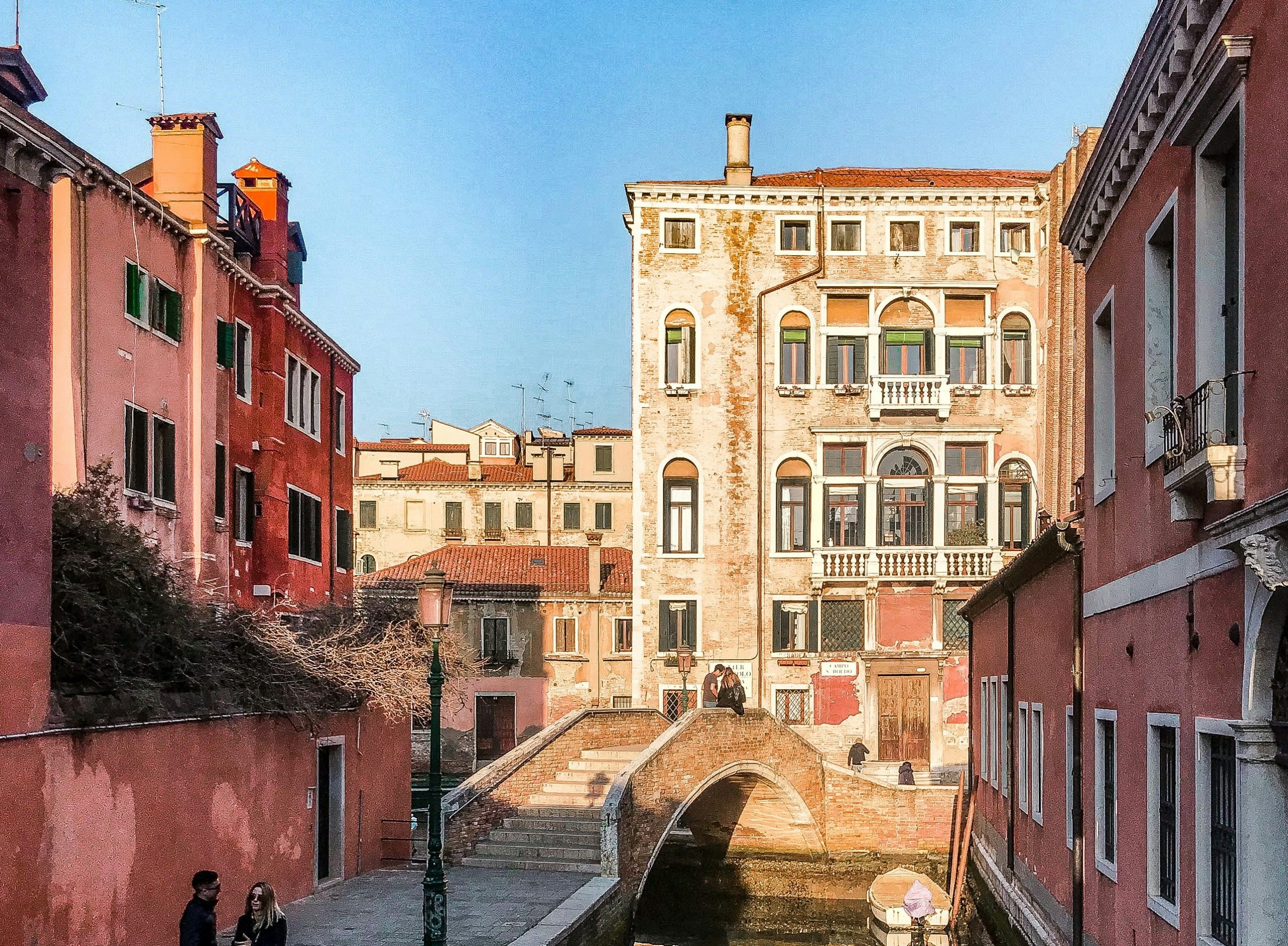Autunno a Venezia: atmosfere, colori e itinerari intimi in laguna